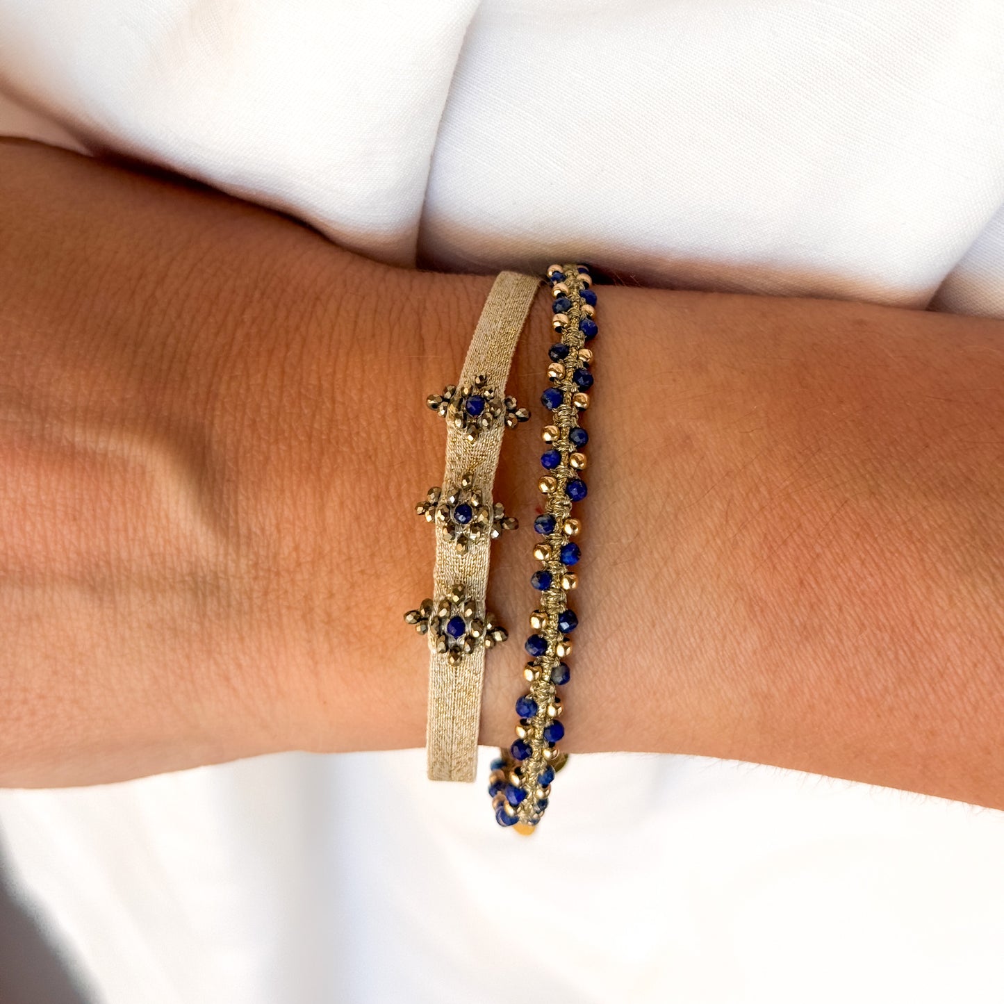 Bracciale Parigi pietre semi preziose lapislazzuli regolabile con tessuto lurex - Lumiere Bijoux