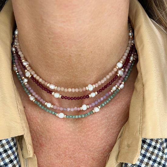 Collana GAIA cm 35 cristalli multicolore alternati da perle e pepite argento rosé - Lumiere Bijoux