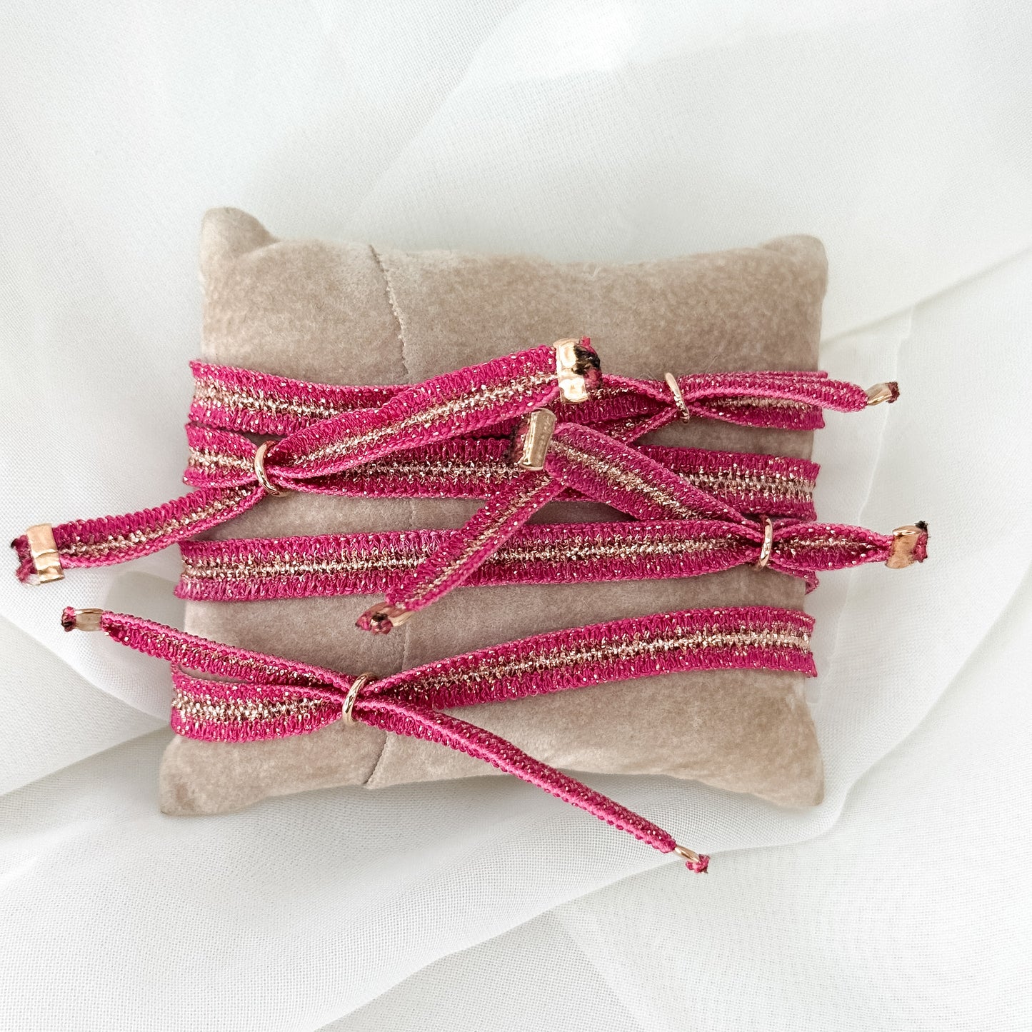 Bracciale Lurex Rosa Oro con targhetta ceramica scritta a mano - Lumiere Bijoux