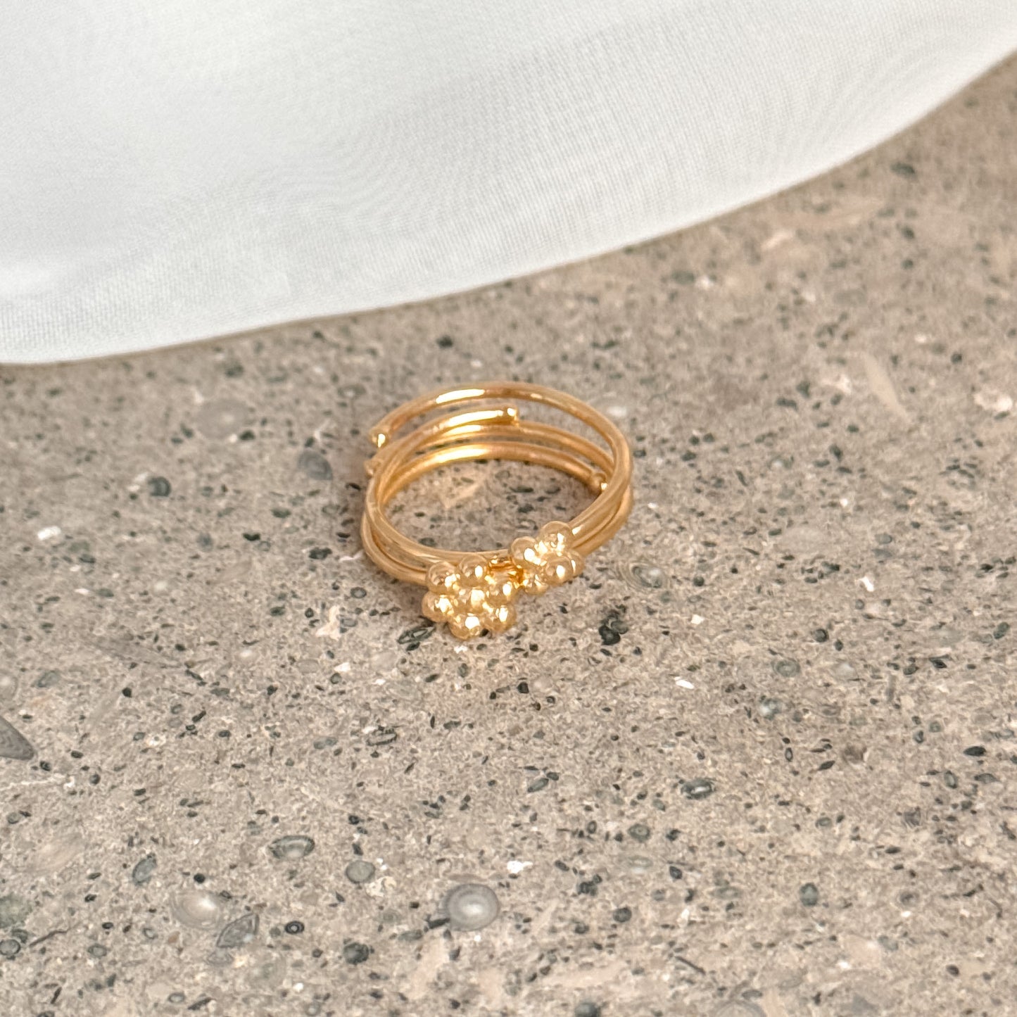 Anello regolabile Abbraccio Fiorito piramide - Lumiere Bijoux