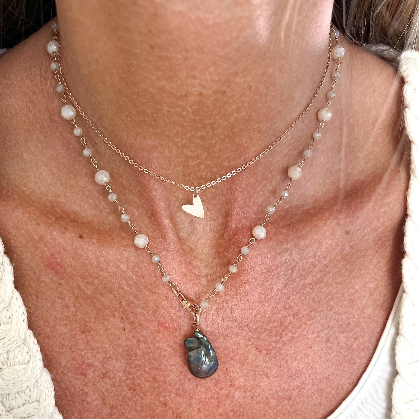 Collana lunga trasformabile cm 75 argento 925 rosè cristalli cipria cangiante con perla barocca nera naturale - Pezzo unico - Lumiere Bijoux