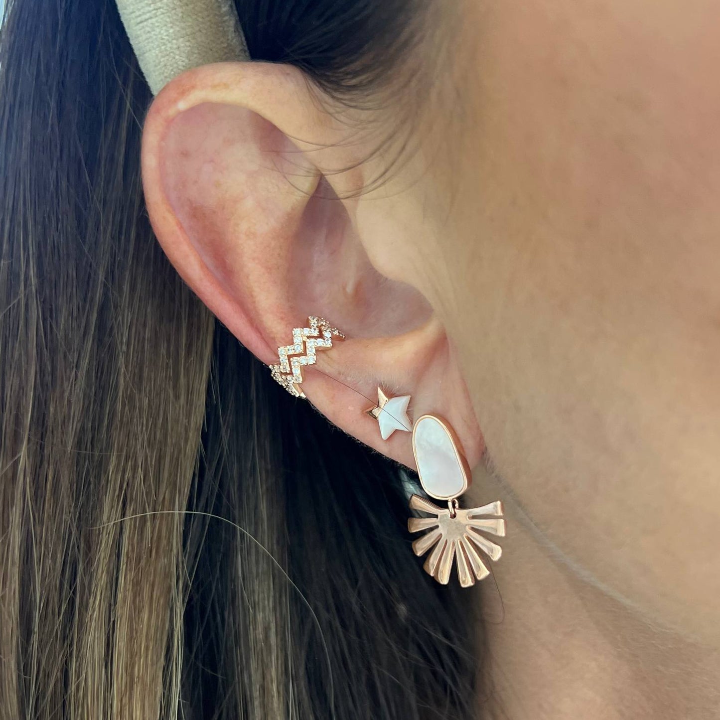 Coppia micro orecchini lobo stella e cuore madreperla - Lumiere Bijoux