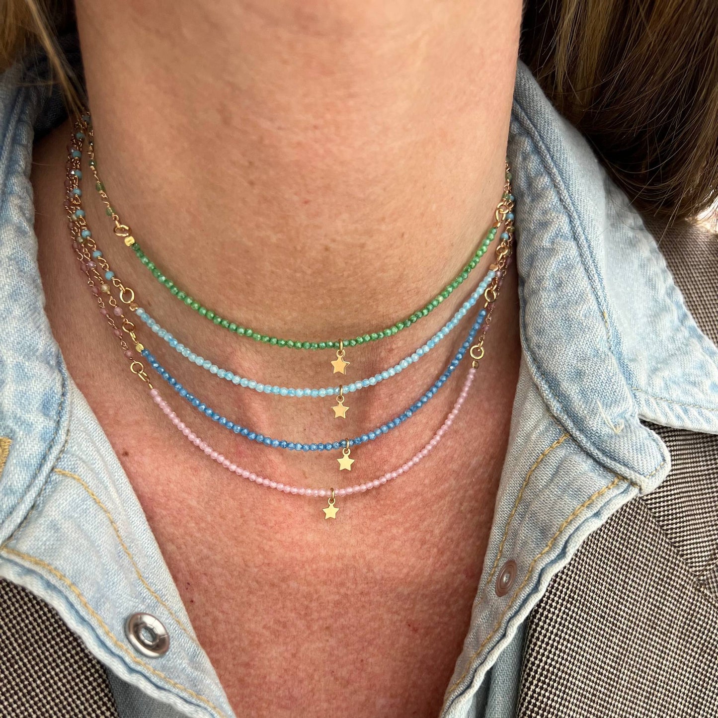 Collana cm 35 micro cristalli colorati con micro stella pendente - Lumiere Bijoux