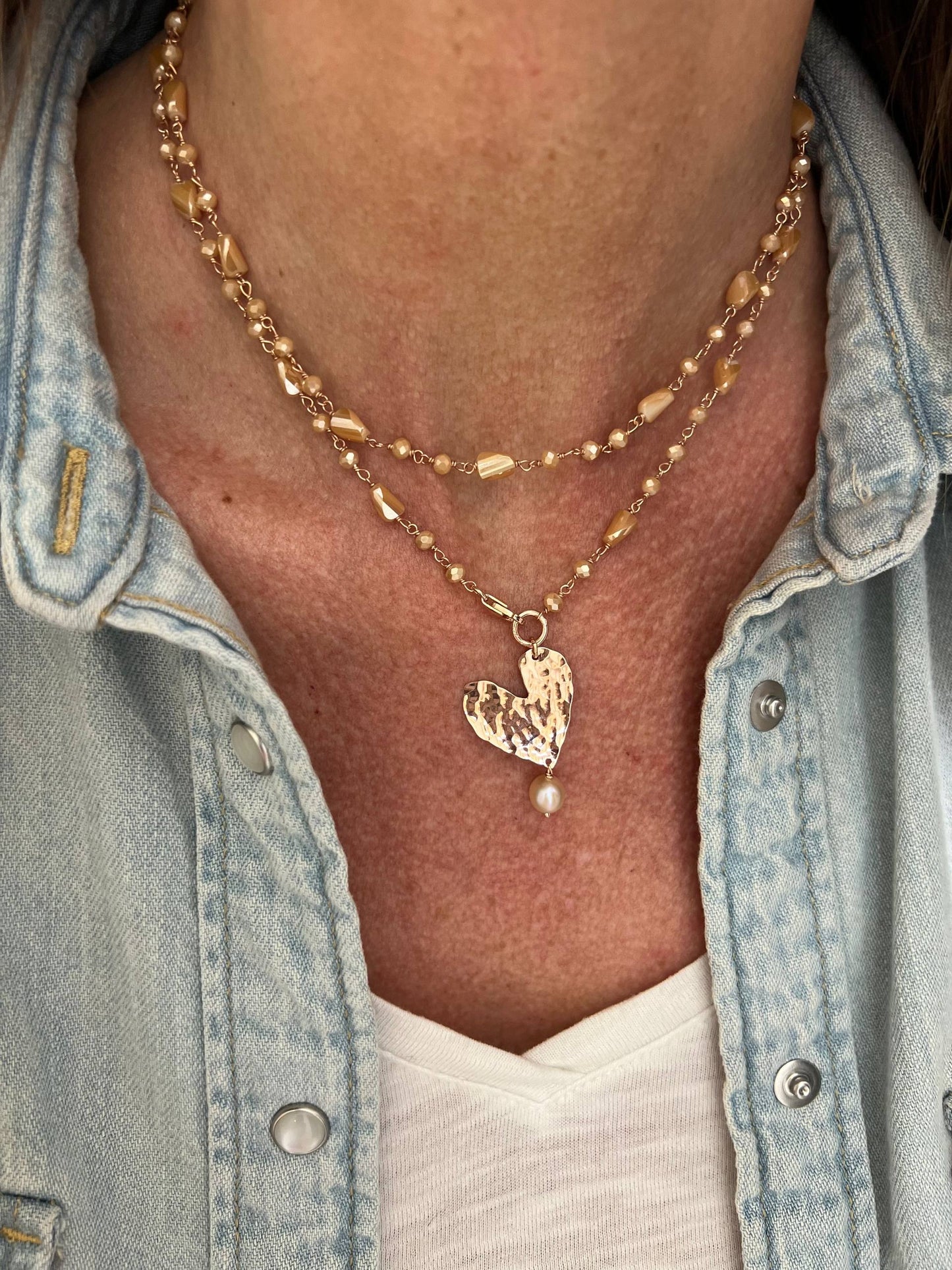 Collana lunga trasformabile cm 75 argento rosé cristalli multiforme soggetto battuto e perla naturale pendente - Lumiere Bijoux