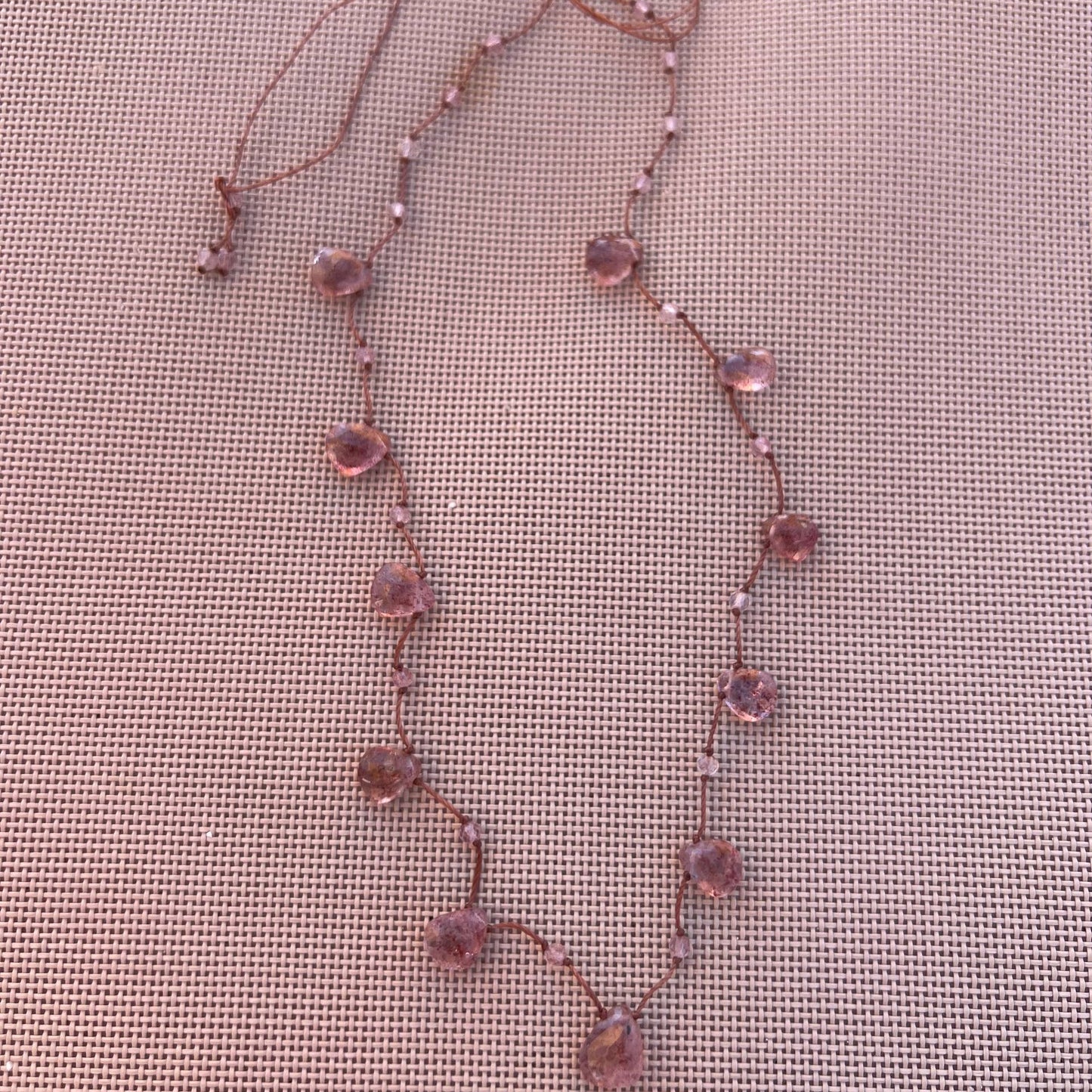 Collana regolabile filo di seta e pietre goccia - Lumiere Bijoux