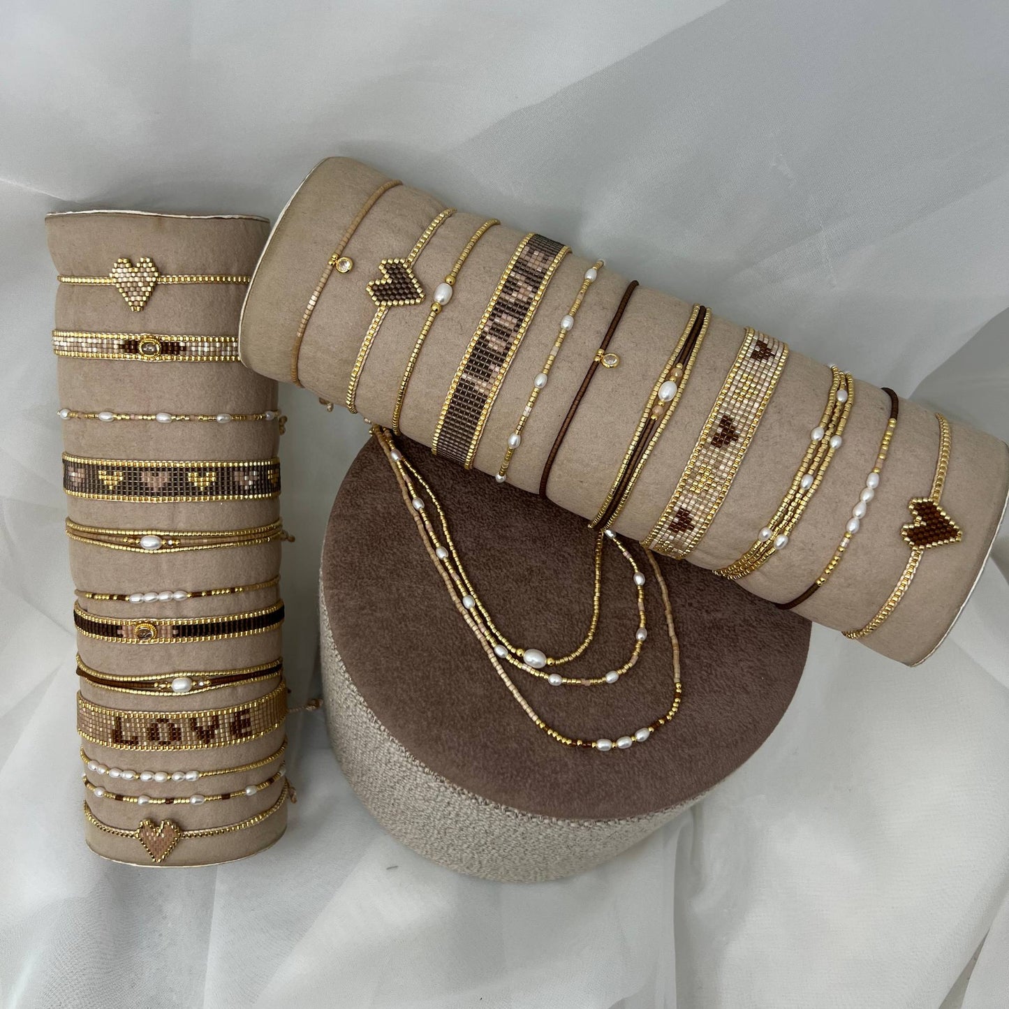 Bracciale regolabile con perle miyuki e pietra centrale da 0.8cm - Lumiere Bijoux