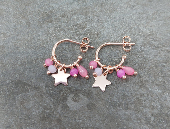 Coppia semicerchi con stelle rosè e cristalli toni sul rosa pendenti - chiusura a farfallina
