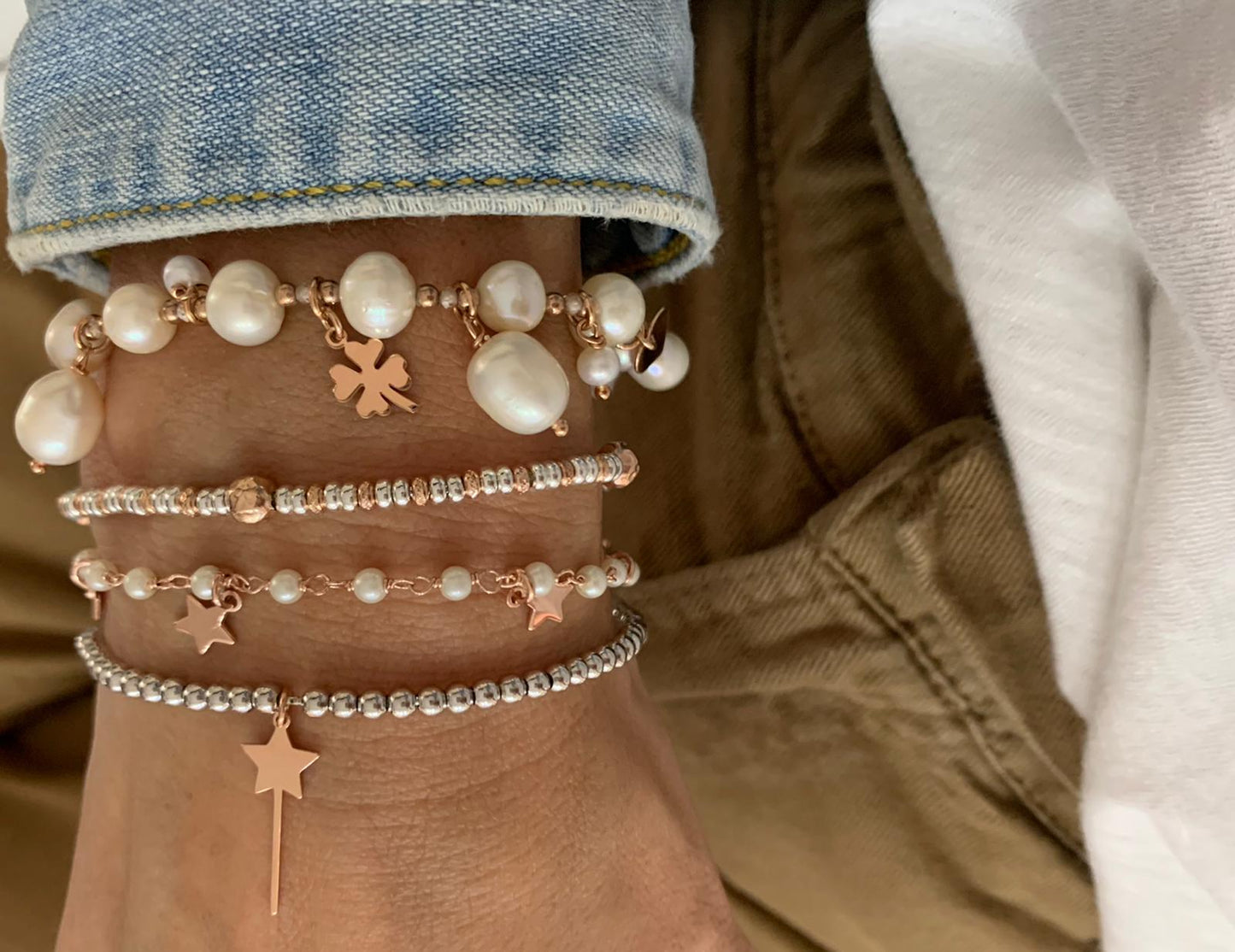 Bracciale perle con stelle rosè pendenti - Lumiere Bijoux