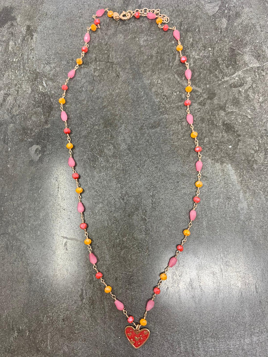 Collana cristalli rosa,rosso corallo e arancione con cialdina a forma di cuore smalto fucsia cm 40 - Pezzo unico