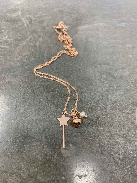 Collana catena dadini con bacchetta magica, perlina e campanellino - cm 40