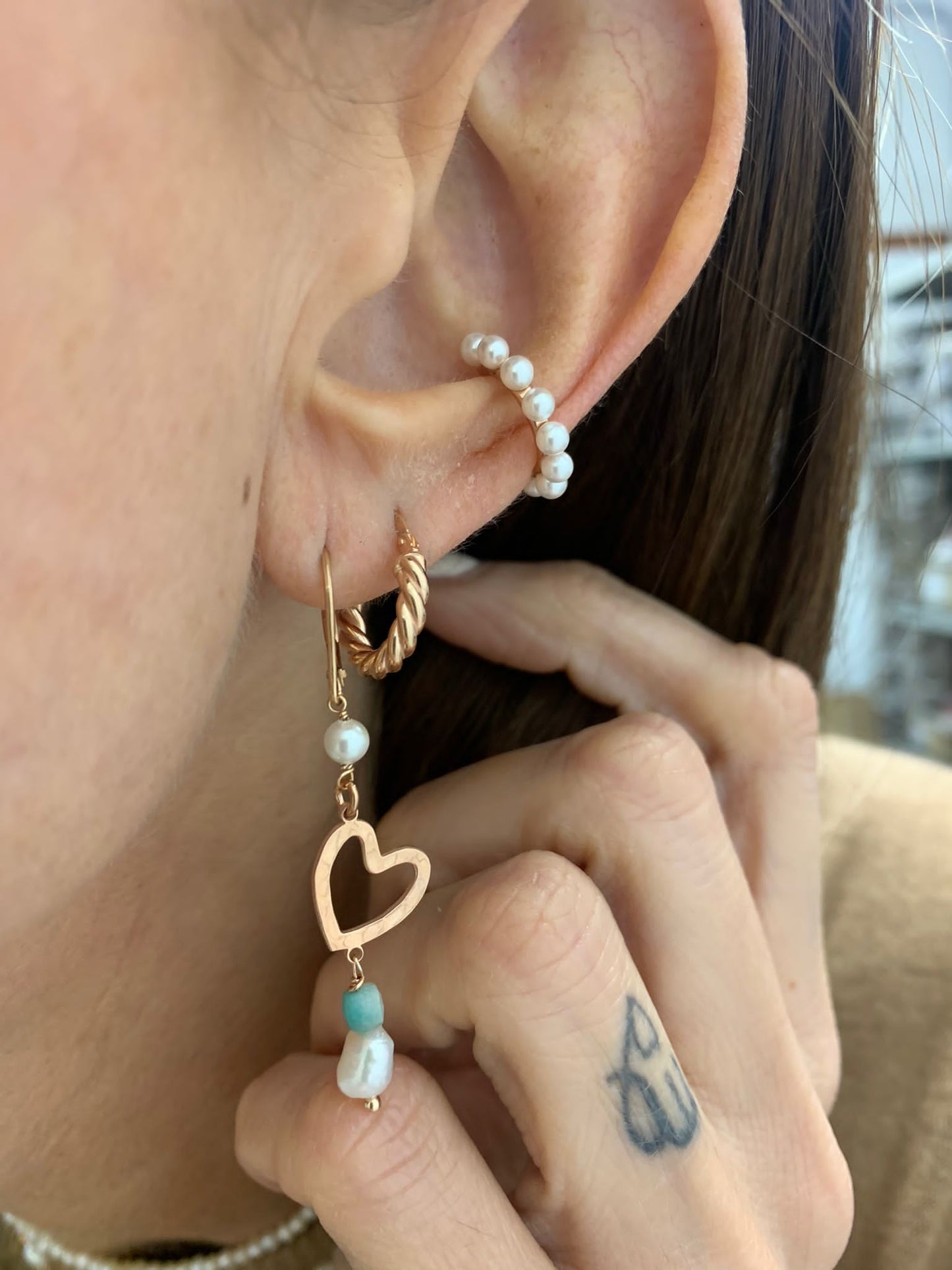 Coppia orecchini pendenti con stella e cuore battuto rosé con perle e pietre acqua marina