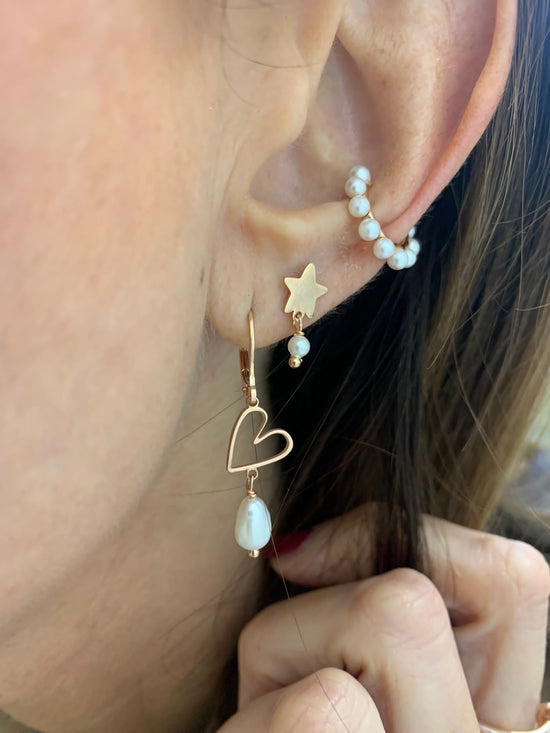 Coppia orecchini a monachella con stella e cuore vuoto con perla barocca pendent