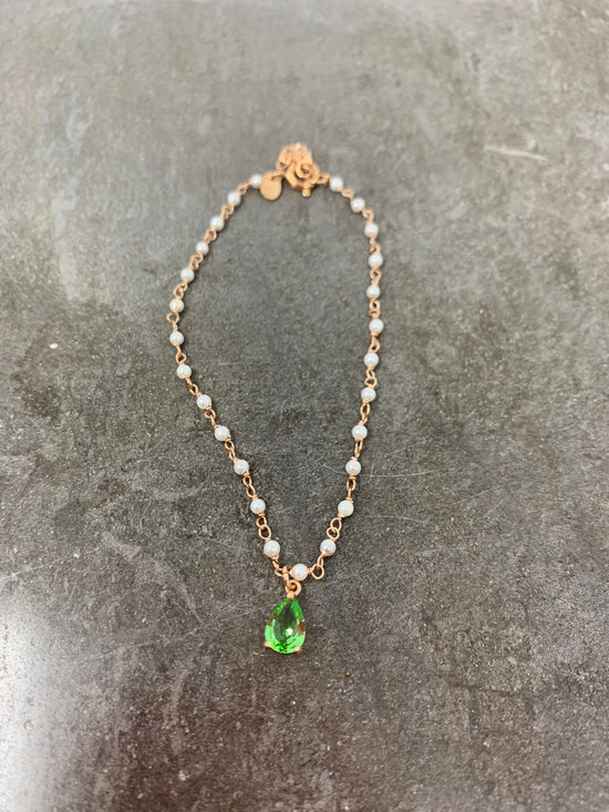 Bracciale micro perle con punto luce a goccia verde cm 17 - cristalli di luce