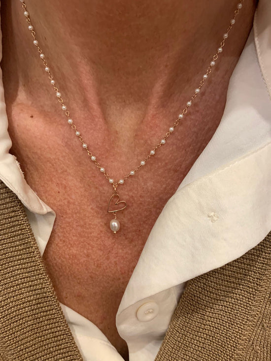 Collana micro perle bianche cm40 con cuore vuoto Mikonos da 0,8 mm rosé