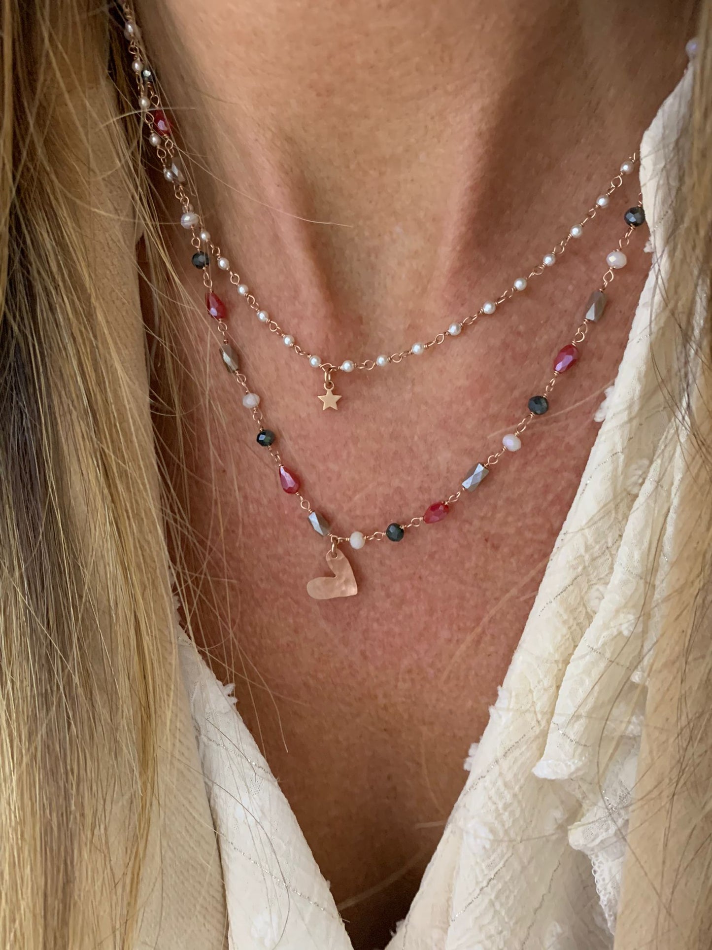 Collana a due fili con micro perle e cristalli bordeaux,argento,nero e –  Lumiere Bijoux