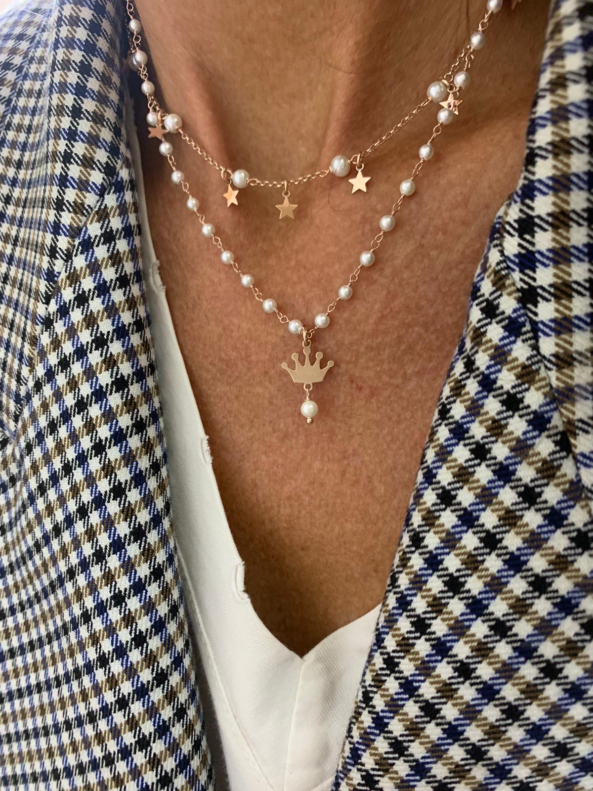 Collana catena cristalli di perle con corona e micro perla pendente bagnata in oro rosé - cm 40