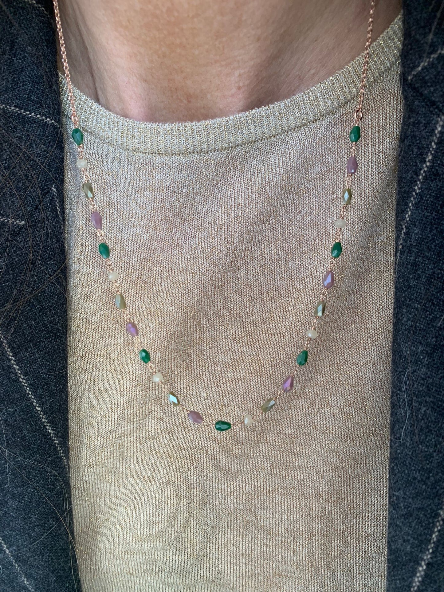 Collana catena rolló rosè e cristalli verde, prugna cm 50 - pezzo unico