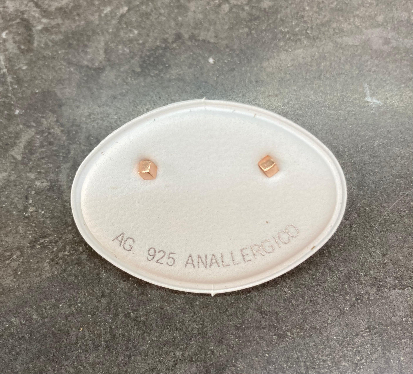 Coppia orecchini a lobo micro quadratino - Lumiere Bijoux